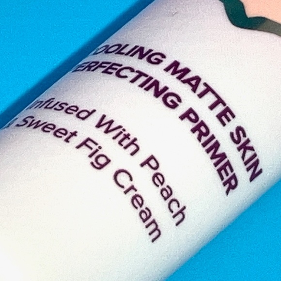 ๐ $14 - Too Faced Primed & Peachy Matte Cooling Skin Perfecting Primer Travel - Picture 7 of 11
